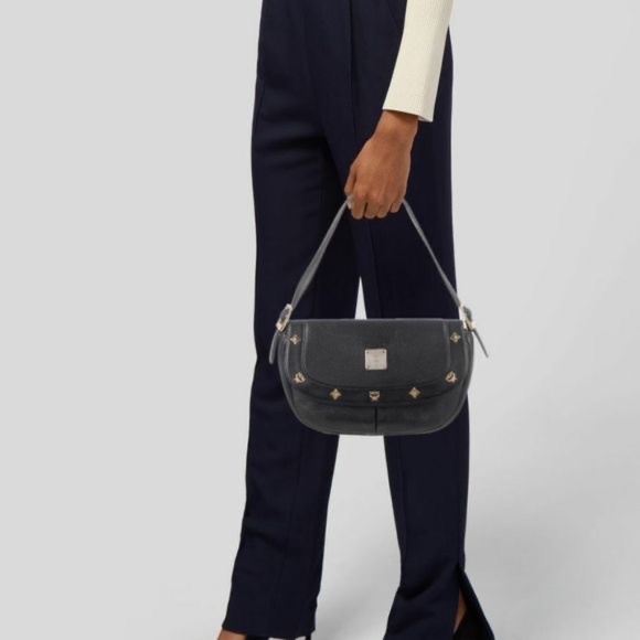 Authentic MCM Saddle Leather Flap Shoulder Bag Black - Picture 3 of 14